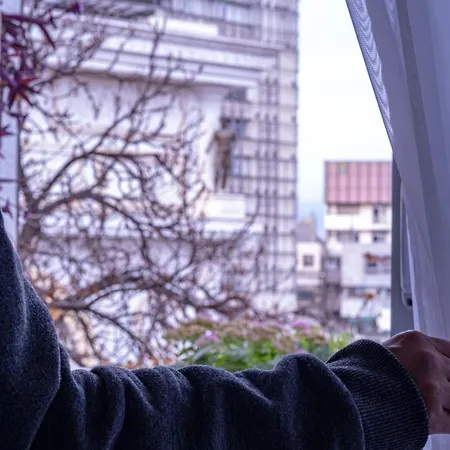 Kolev - Two Bedroom Cozy *