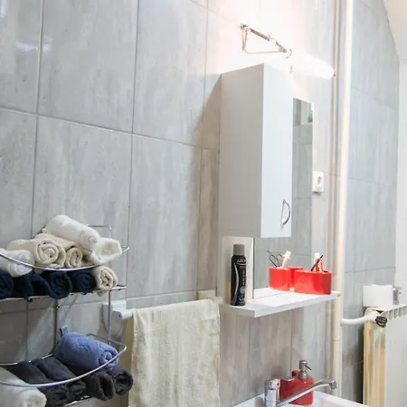 Kolev - Two Bedroom Cozy Daire *