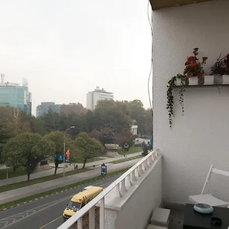 Kolev - Two Bedroom Cozy דירה