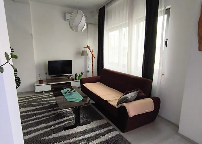 Apartment Kolev - Two Bedroom Cozy Skopje